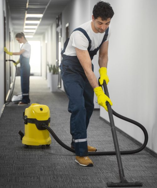 full-shot-people-cleaning-building